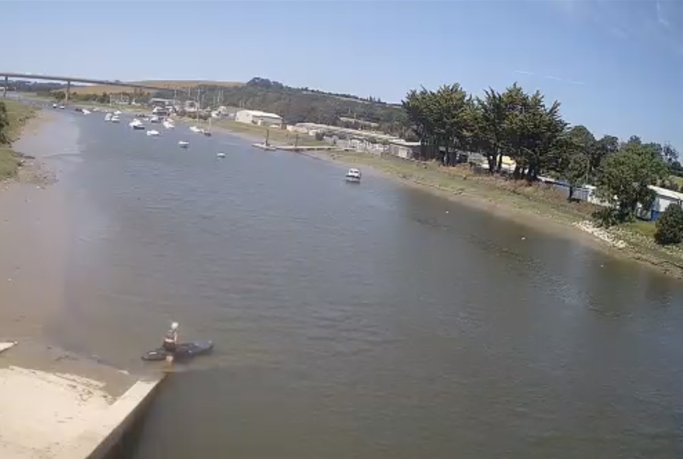 Wadebridge webcam overlooking the River Camel